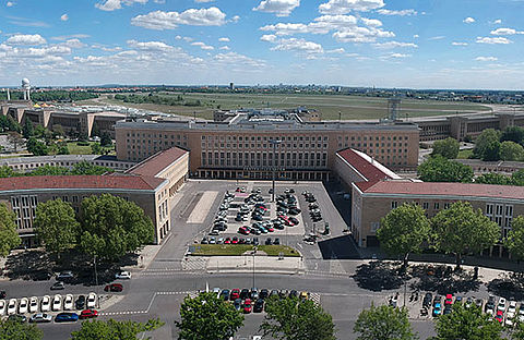 images/Historie/csm_content_history_Tempelhof_Panorama_Claudius_Pflug_9c267c9efe.jpg